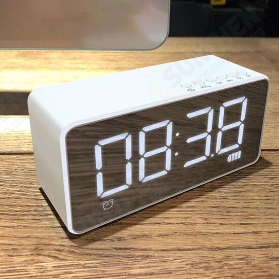 Q31 bluetooth Speaker Alarm Clock Mirror LED Digital FM Radio TF AUX Desktop Wireless Speaker with Mic Q31 bluetooth Speaker Alarm Clock Mirror LED Digital FM Radio TF AUX Desktop Wireless Speaker with Mic