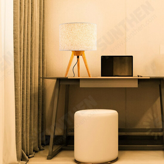 American LED Creative Personality Bedroom Bedside Wooden Table Lights Nordic Wooden Art Study Desk Lamp