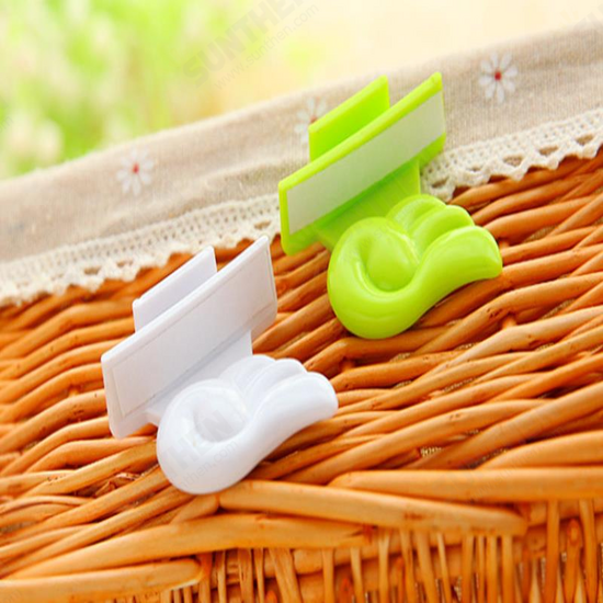 Bathroom Cute Wing Shape 2 Color Options Toilet Seat Cover Lifting Device Clamp Lifter