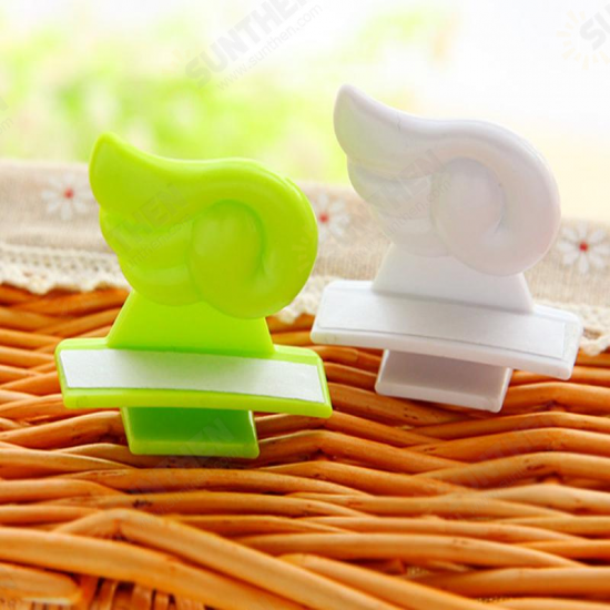 Bathroom Cute Wing Shape 2 Color Options Toilet Seat Cover Lifting Device Clamp Lifter