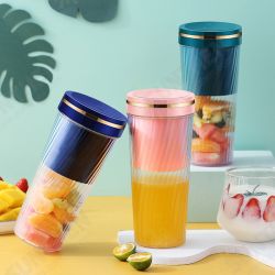 350ml Portable Blender Personal Outdoor Juicer Cup USB Charging Electric Power Mixer for Fruit and Vegetable 350ml Portable Blender Personal Outdoor Juicer Cup USB Charging Electric Power Mixer for Fruit and Vegetable