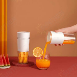 300ML Portable Juicer Type-c Charging Blender Fruit Vegetables Juice Extractor Food Processor For Camping Travel 300ML Portable Juicer Type-c Charging Blender Fruit Vegetables Juice Extractor Food Processor For Camping Travel