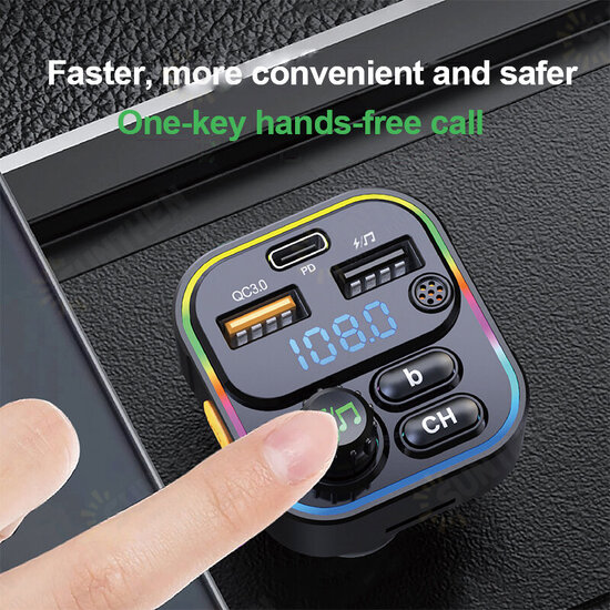 22.5W 2 Usb-As +PD Port FM Bluetooth Transmitter Fast Charging Car Charger Wireless Handsfree Car Mp3 Player For Mobile Phone