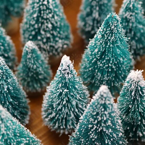 12 Pcs Mini Christmas Tree Sisal Silk Cedar Decor Small Christmas Tree Gold Silver Blue Green White Mini Christmas Tree