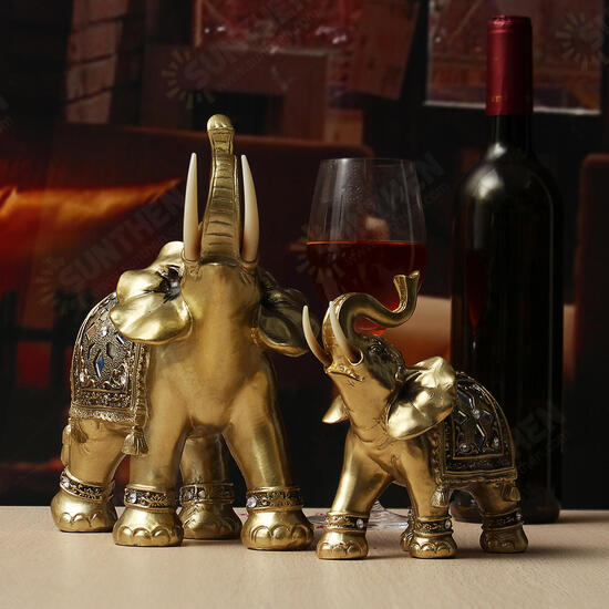 Lucky Charm Fengshui Mascot Golden Elephant Resin Mini Statue Home Desk Ornaments Gifts Home Decorations