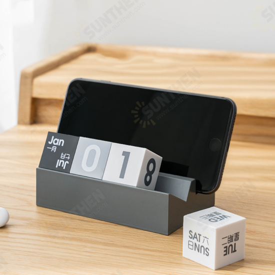 2020 Creative Plastic Square Desk Calendar Desktop Decoration Flip Block Desktop Calendar