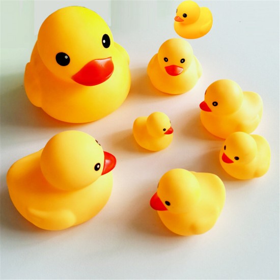 9 PCS Bathroom Toys Big Yellow Duck Vinyl Parent-child Play In The Water Squeeze Accompany The Baby In The Bath Soothing Toys for children's gifts
