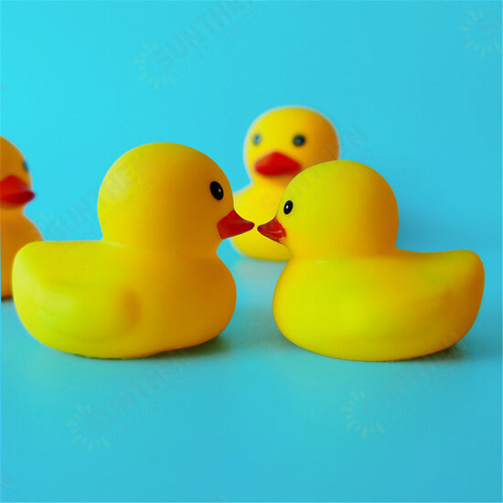 9 PCS Bathroom Toys Big Yellow Duck Vinyl Parent-child Play In The Water Squeeze Accompany The Baby In The Bath Soothing Toys for children's gifts