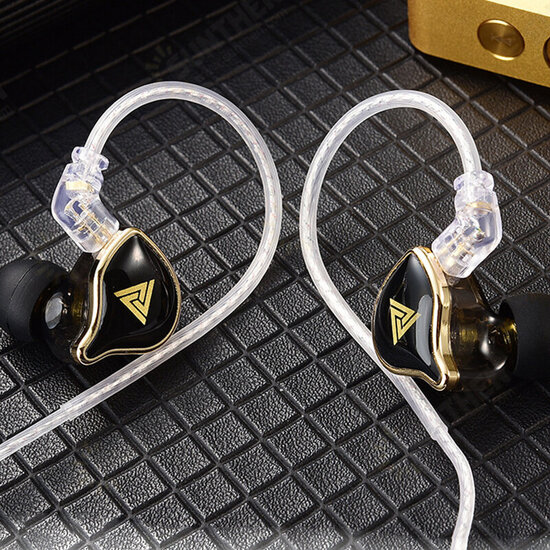 ZXD Dynamic In-Ear Earphones Monitor Metal Wired Earphone Noise Cancelling Sport Music Headphones with Detachable Cable