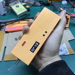 Mini OLED Spot Welder Equipment Portable Handheld 70C Battery Spot Welding Machine Integrated Control Welding Tools 0.2mm Nickel Mini OLED Spot Welder Equipment Portable Handheld 70C Battery Spot Welding Machine Integrated Control Welding Tools 0.2mm Nickel