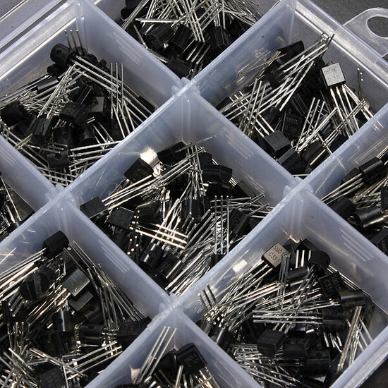 600 Pcs 15 Value x 40 Pcs Transistor TO-92 Assortment Box Kit With Box