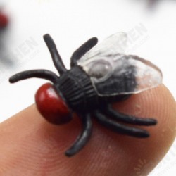 10pcs Jokes Fly Funny Toys Gags Practical Plastic Bugs Halloween Party Props Simulated Flying