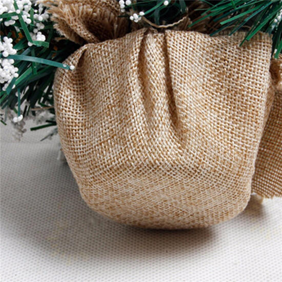 Mini Table Top Christmas Tree Ornament Multi-patterns Random Xmas Home Party Dinner Table Decor Mini Table Top Christmas Tree Ornament Multi-patterns Random Xmas Home Party Dinner Table Decor