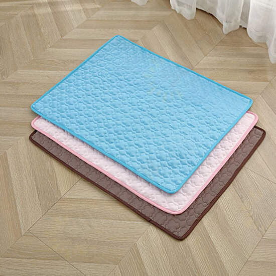 Pet Cooling Mat Dog Cat Summer Cooling Cushion Pads Breathable Comfortable Dog Supplies