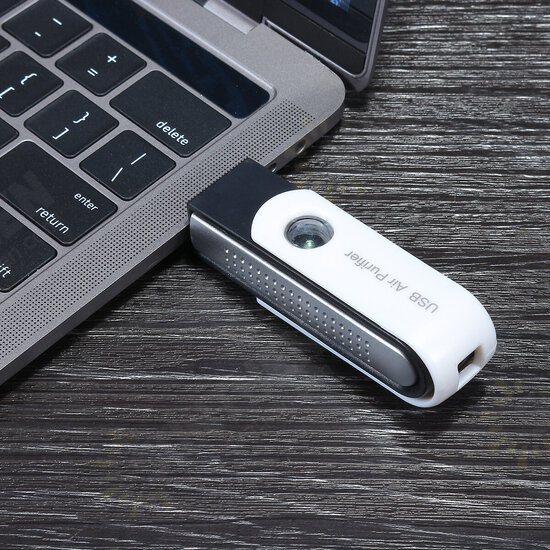 USB Air Purifier Active Oxygen Removal Formaldehyde Smoke Odor Sterilization USB Air Purifier Active Oxygen Removal Formaldehyde Smoke Odor Sterilization