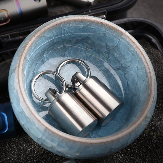 Multifunctional Mini Medicines Storage Can EDC Sealed Capsule Titanium Waterproof Shell Container Outdoor Camping Lifesaving Tools