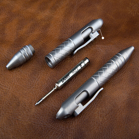 Titanium Alloy Multifunctional Tactical Pen Detachable Switch Tungsten Steel Window Breaking EDC Writing Pen