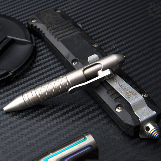 Titanium Alloy Multifunctional Tactical Pen Detachable Switch Tungsten Steel Window Breaking EDC Writing Pen