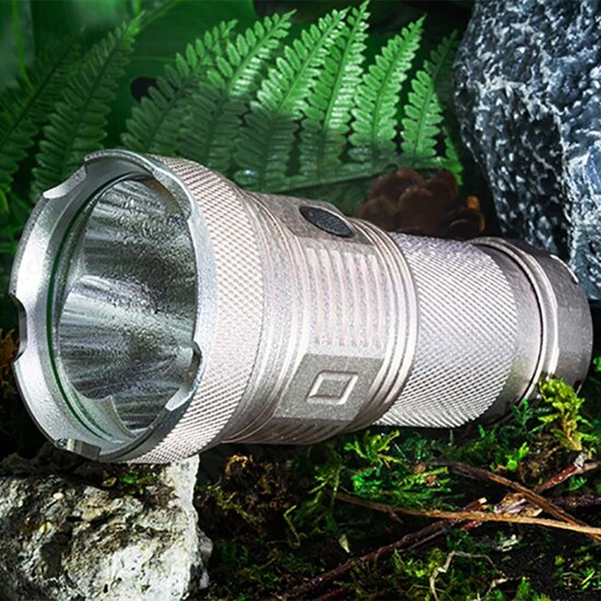 HT50 G50 6000LM 1400M High Lumen Long Range LED Flashlight Powered By 18650 Battery