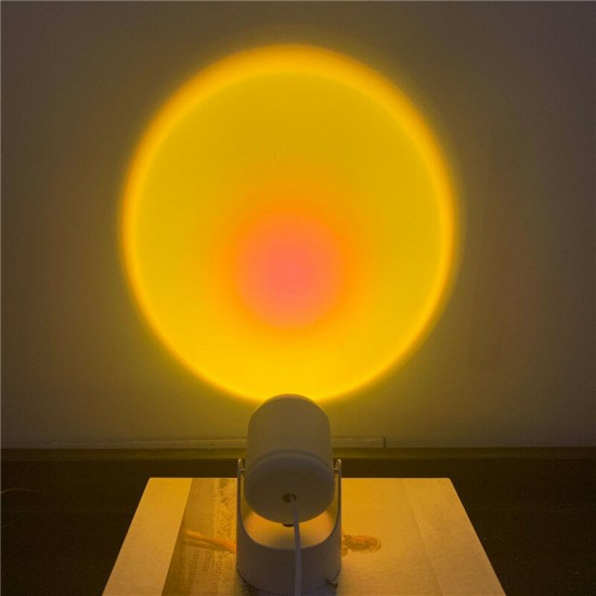USB Sunset Projection Lamp Aesthetic Table Lamp Anti-glare LED Night Light Romantic Visual Experience Rainbow Projector Modern Atmosphere Light for Home Bedroom Coffe shop Background Wall Decoration