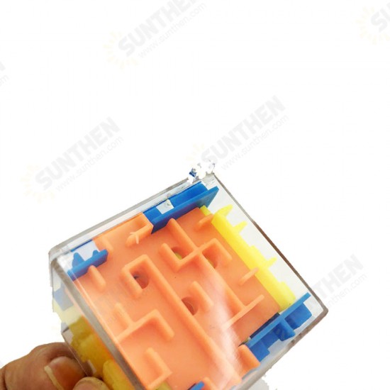 3.8CM Mini Maze Classic Magic Cube Toys Plastic 3D Bead Maze Rotating Cube