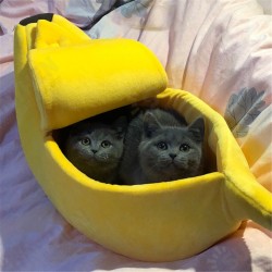 Pet Dog Cat Bed Warm House Mat Durable Kennel Doggy Soft Puppy Cushion Banana Shape Basket Pet Dog Cat Bed Warm House Mat Durable Kennel Doggy Soft Puppy Cushion Banana Shape Basket