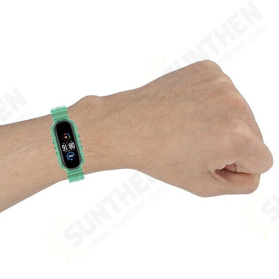 Crystal Transparent Comfortable Lightweight Pure TPU Watch Band Strap Replacement for Xiaomi Mi Band 6 / Mi Band 5 Non-Original Crystal Transparent Comfortable Lightweight Pure TPU Watch Band Strap Replacement for Xiaomi Mi Band 6 / Mi Band 5 Non-Original