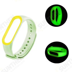 Two-color Luminous Smart Watch Band Replacement Strap For Xiaomi Mi Band 5 Non-original Two-color Luminous Smart Watch Band Replacement Strap For Xiaomi Mi Band 5 Non-original