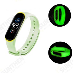 Two-color Luminous Smart Watch Band Replacement Strap For Xiaomi Mi Band 5 Non-original Two-color Luminous Smart Watch Band Replacement Strap For Xiaomi Mi Band 5 Non-original