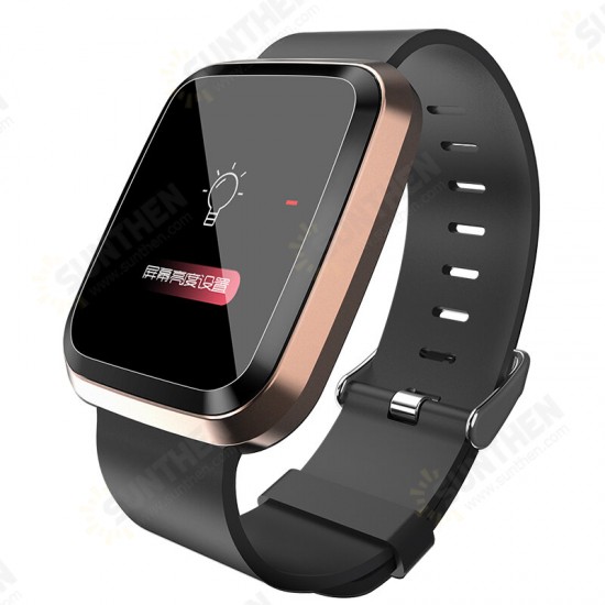 L18 24-hour Heart Rate IP68 Brightness Control Sport Mode Multi-language Smart Watch