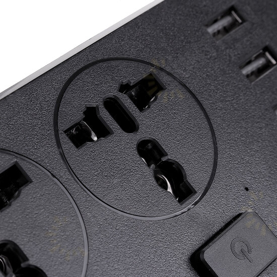 Electric 3 Socket Outlet + 3 USB Extension Power Strip 5V 2.1A US/UK Plug Cord Electric 3 Socket Outlet + 3 USB Extension Power Strip 5V 2.1A US/UK Plug Cord