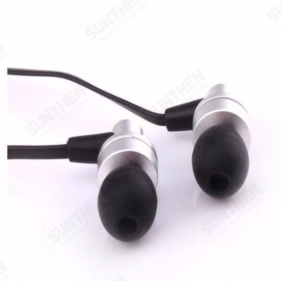 IP640 Universal In-ear Headphone with Microphone for Tablet Cell Phone