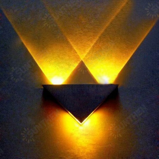 Modern High Power 3W LED Triangle Decoration Wall Light Sconce Spot