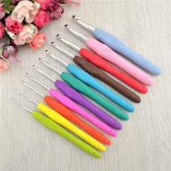 11pcs Multicolor Soft Plastic Handle Aluminum Weave Crochet Hooks Knitting Needles 11pcs Multicolor Soft Plastic Handle Aluminum Weave Crochet Hooks Knitting Needles