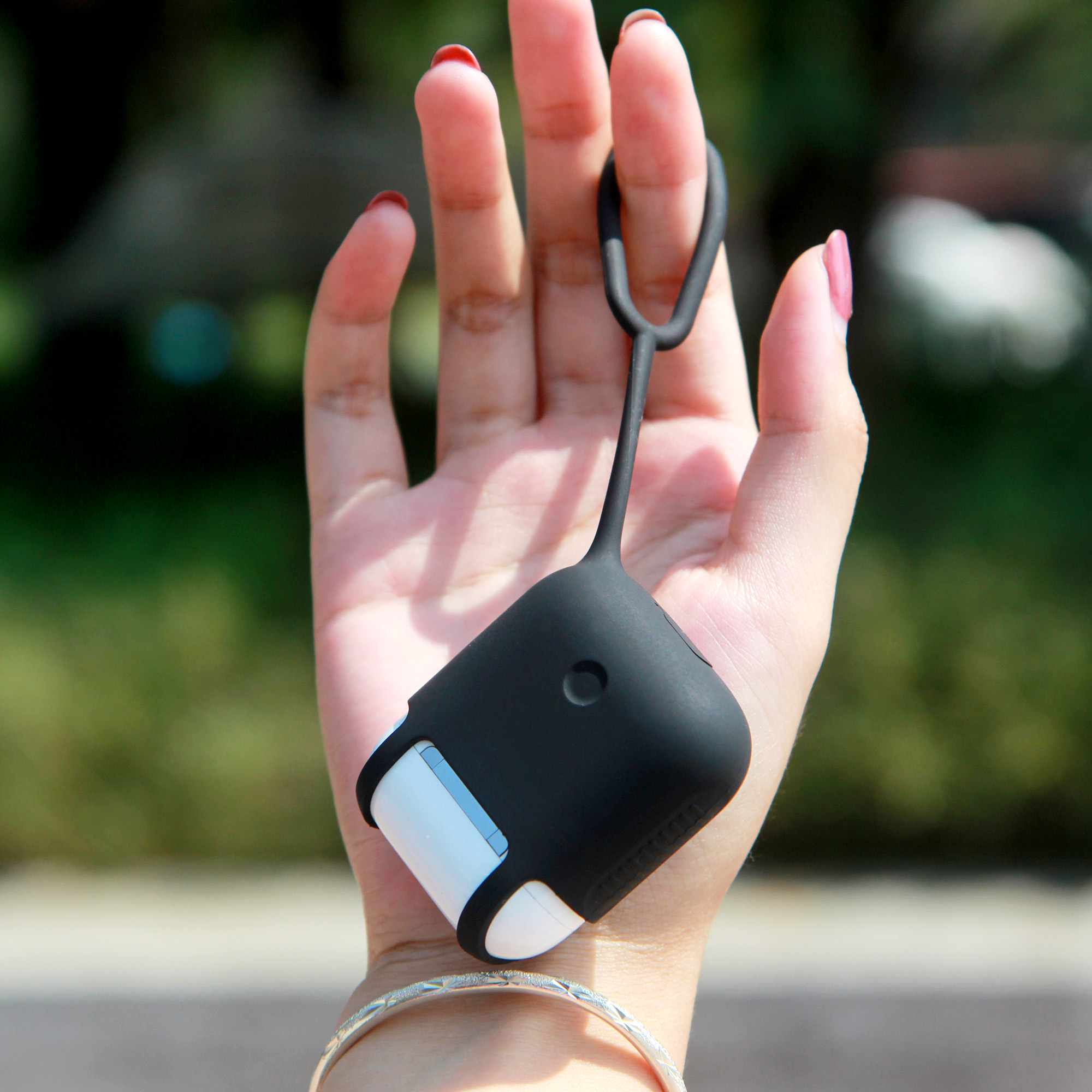 Anti-shock-Dustproof-Multi-color-Soft-Silicone-Protective-Cover-Wireless-Earphone-Case-with-Pothook--1940628-10