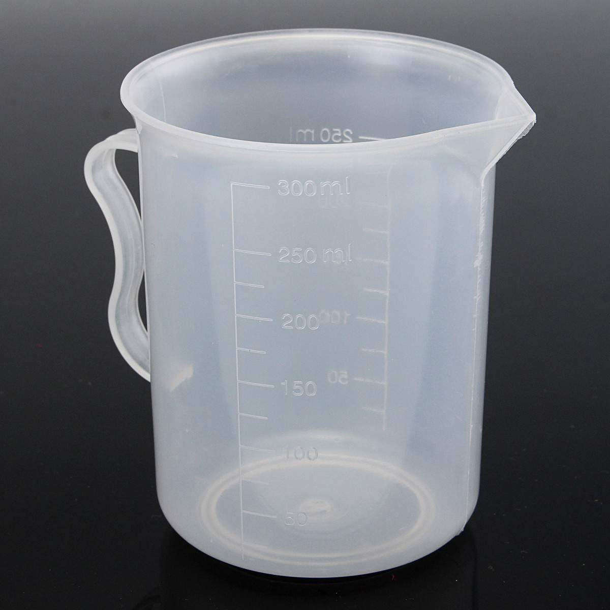 250ml-Plastic-Measuring-Cup-Clear-Double-Graduated-Cylindrical-Measuring-Jug-1149982-3