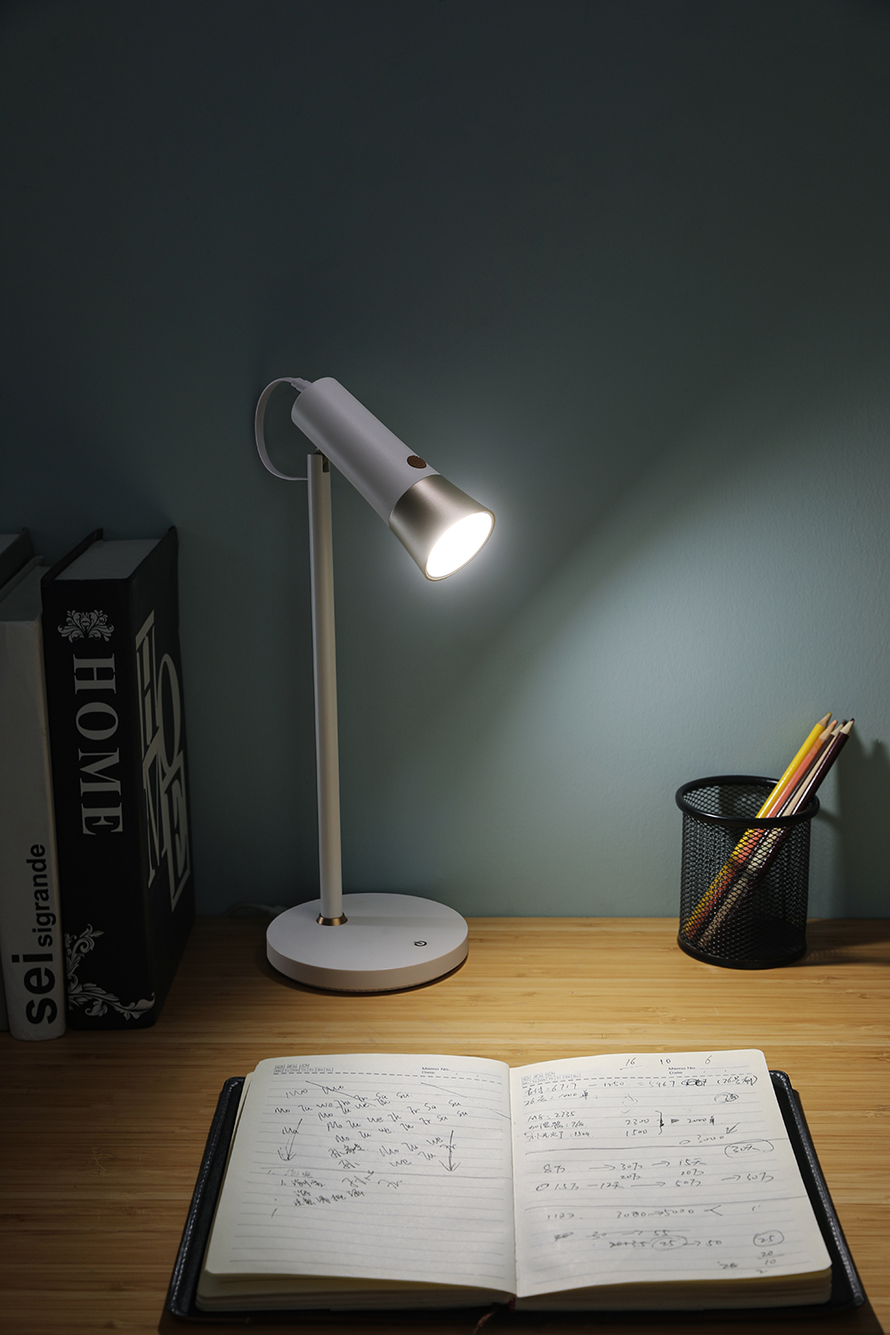 WILIT-F3D-Portable-300LM-LED-Desk-Lamp-With-Torch-Function-Built-in-18650-37V2200mAh-Lithium-Battery-1947422-6