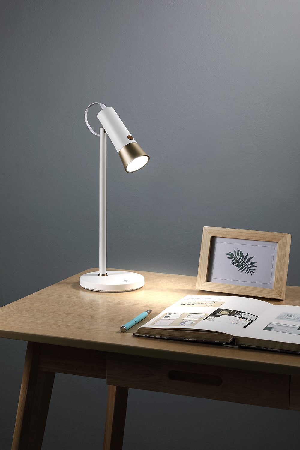 WILIT-F3D-Portable-300LM-LED-Desk-Lamp-With-Torch-Function-Built-in-18650-37V2200mAh-Lithium-Battery-1947422-9