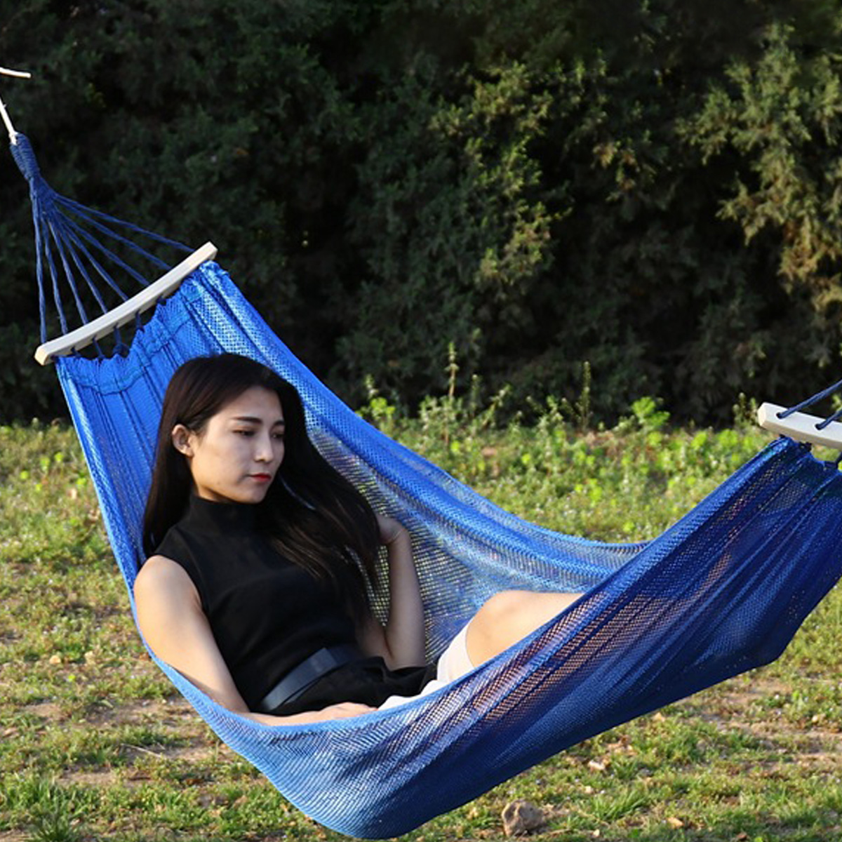 Portable-Hammocks-Single-People-Leisure-Sleeping-Hamaca-Hanging-Bed-Camping-Travel-1872332-7