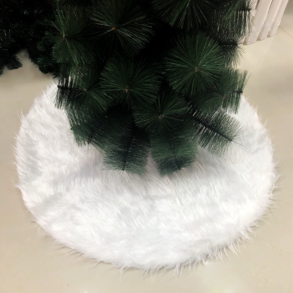 90cm-Snow-Plush-Christmas-Tree-Skirt-Base-Floor-Mat-Cover-Christmas-Party-Decorations-1376070-3