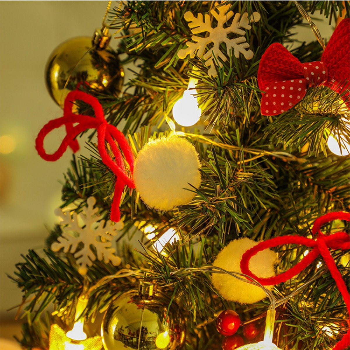 Mini-Christmas-Tree-Desktop-With-Lights-50CM-Golden-And-Red-Christmas-Tree-Set-1754483-8