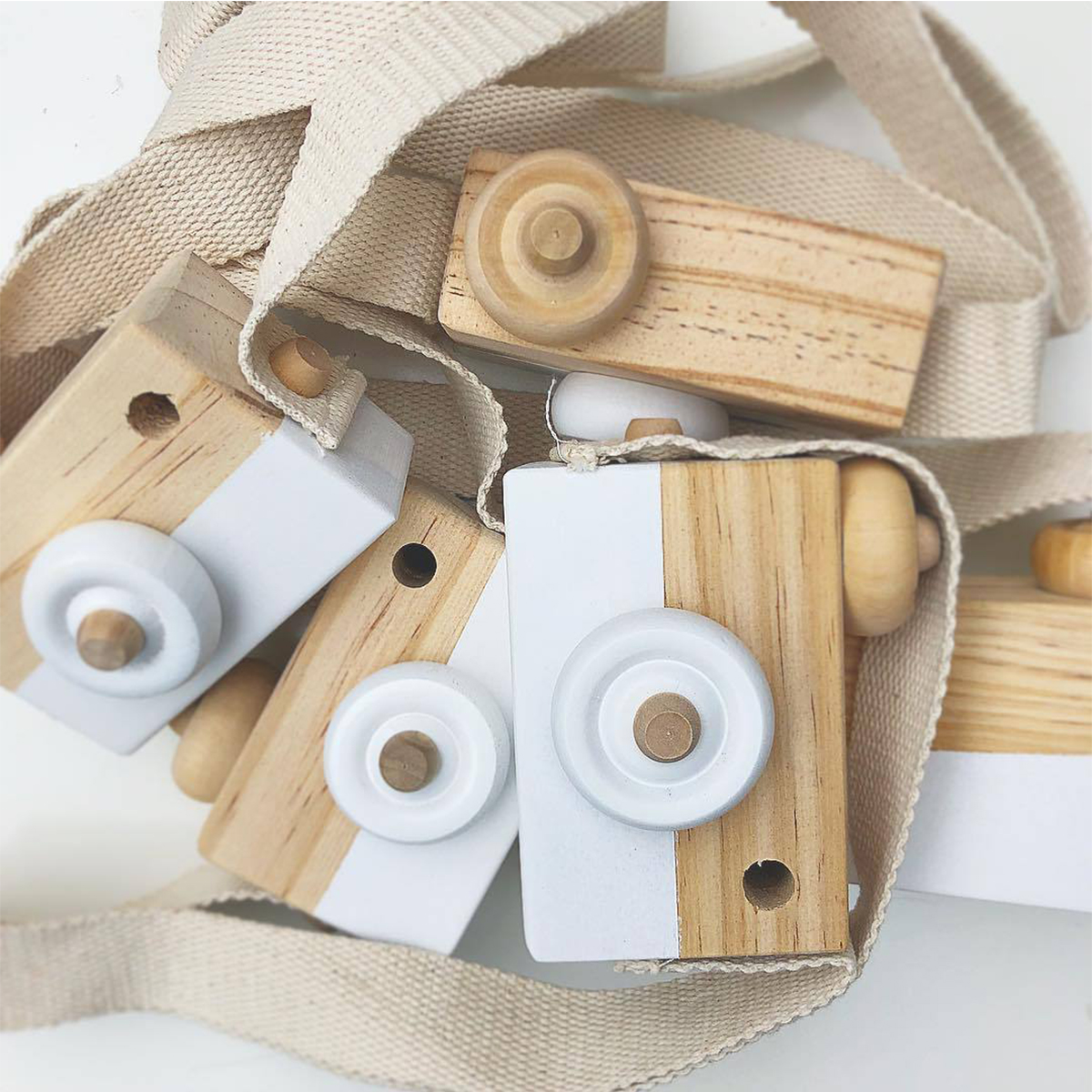 Wearable-Childrens-Wooden-Camera-Ornaments-Mini-Portable-Educational-Toys-Photography-Cute-Props-1573498-4