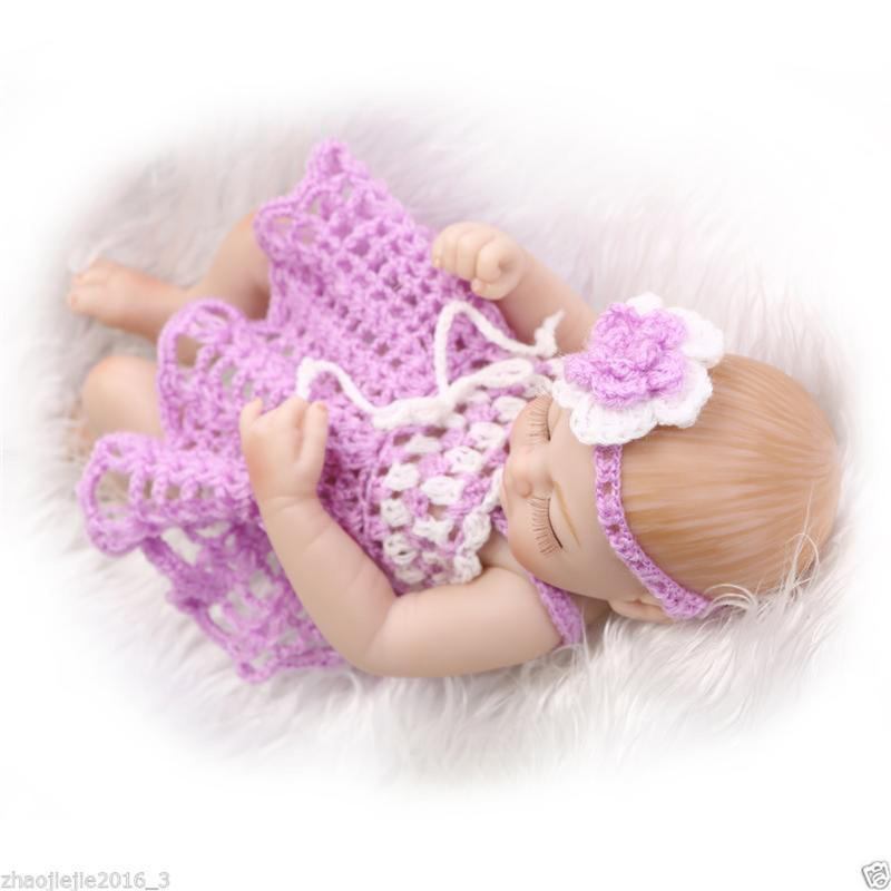 11-Reborn-Doll-Newborn-Handmade-Lifelike-Soft-Silicone-Realistic-Christmas-Gifts-1407013-4