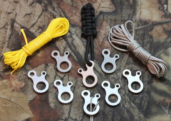 3-Holes-Multi-Purpose-EDC-Outdoor-Survival-Rope-Buckle-Quick-Knotting-Tool-988018-9