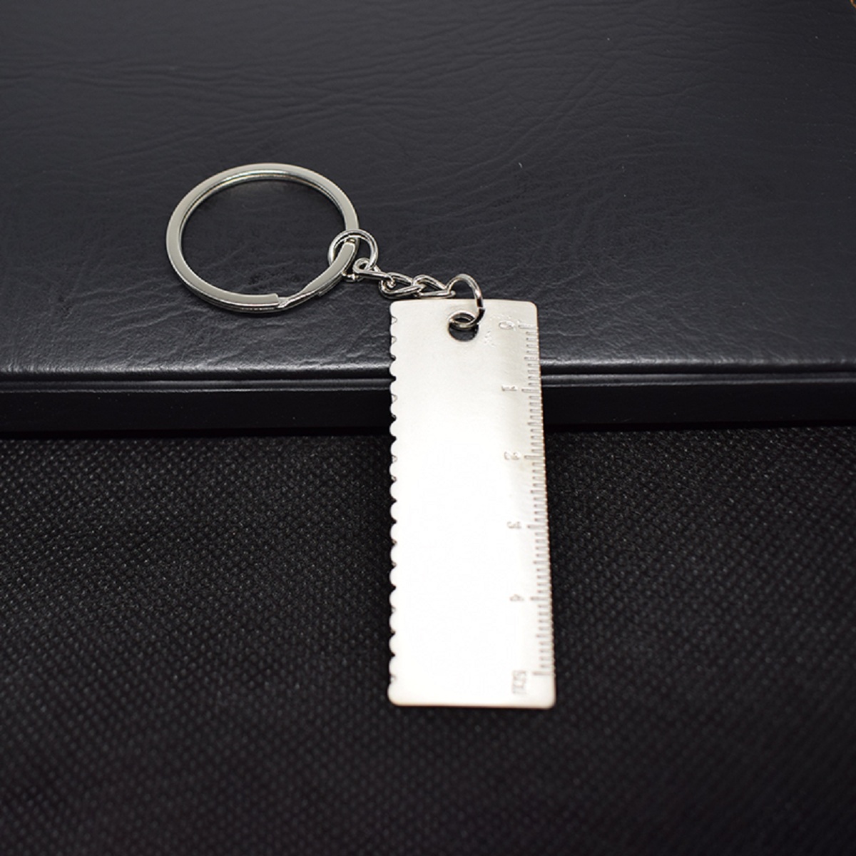 Mini-Tool-Sawtooth-Ruler-Tool-Keychain-Mini-Emulation-Tool-Keychain-1550705-2