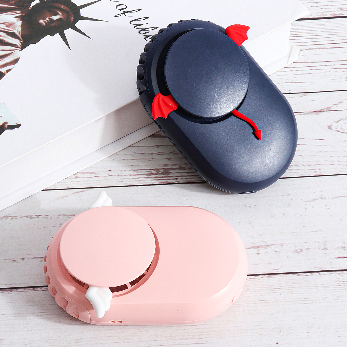 5V-4W-Portable-Neck-Fan-Wearable-2-Gears-Speed-USB-Rechargeable-Travel-Outdoor-Office-Summer-Cooler-1769729-4
