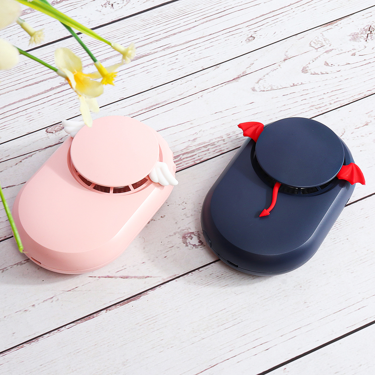 5V-4W-Portable-Neck-Fan-Wearable-2-Gears-Speed-USB-Rechargeable-Travel-Outdoor-Office-Summer-Cooler-1769729-6