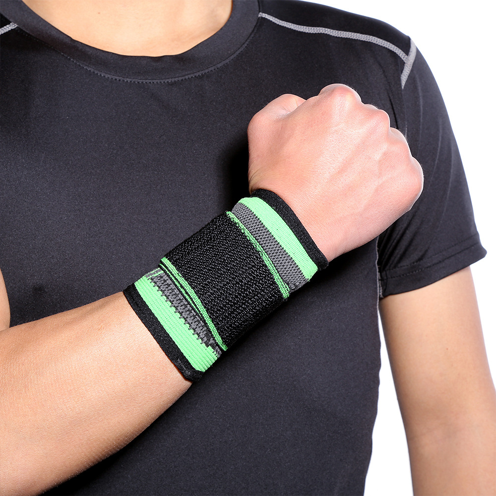 KALOAD-1PC-Dacron-Adults-Wrist-Support-Outdoor-Sports-Bracers-Bandage-Wrap-Fitness-Protective-Gear-1450596-1