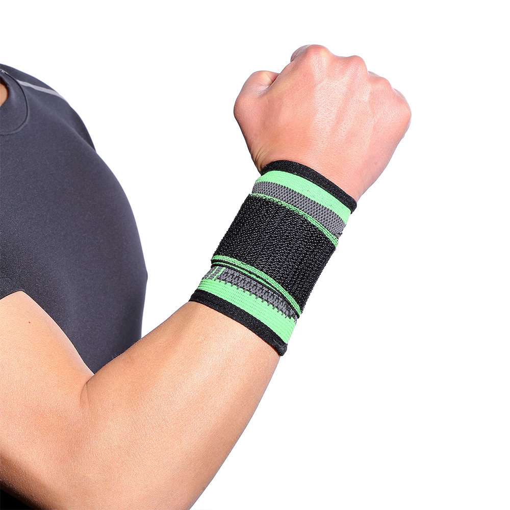 KALOAD-1PC-Dacron-Adults-Wrist-Support-Outdoor-Sports-Bracers-Bandage-Wrap-Fitness-Protective-Gear-1450596-2