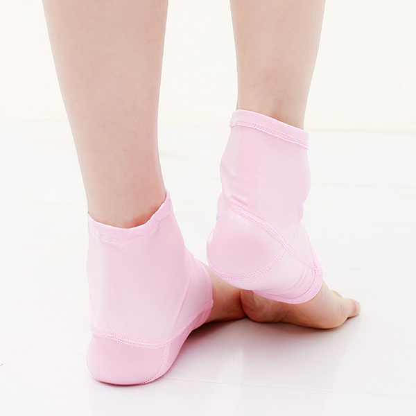 1-Pair-Silicone-Ankle-Protection-Pad-Anti-Crack-Sports-Support-Moisture-Heel-Socks-Foot-Mask-1202679-2